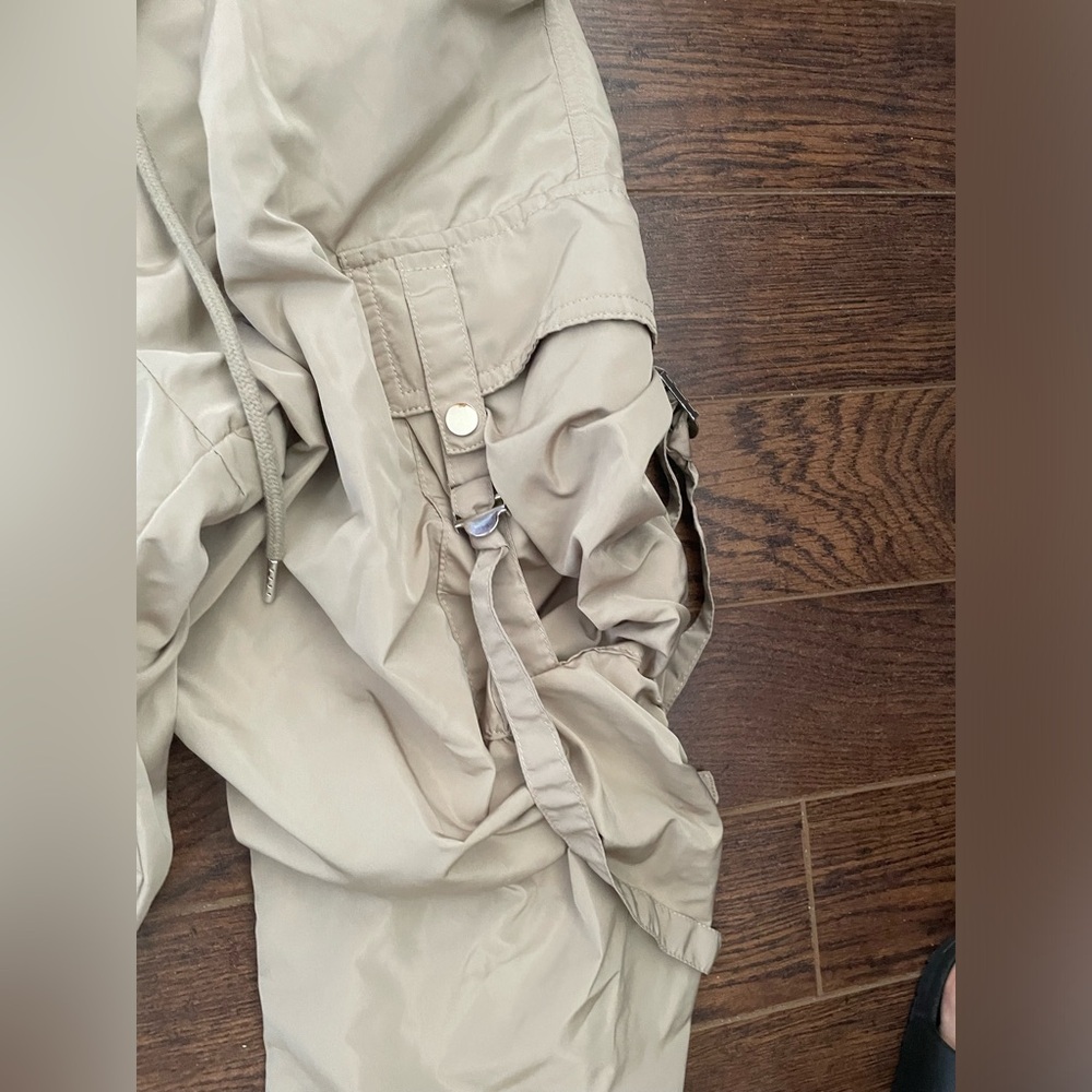 Moon River Beige Ruched Cargo Track Pants - Picture 7 of 8